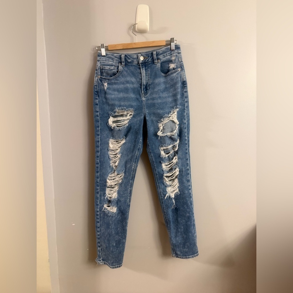 American Eagle Curvy Mom Jean Distressed Stretch Denim Size 4 Regular